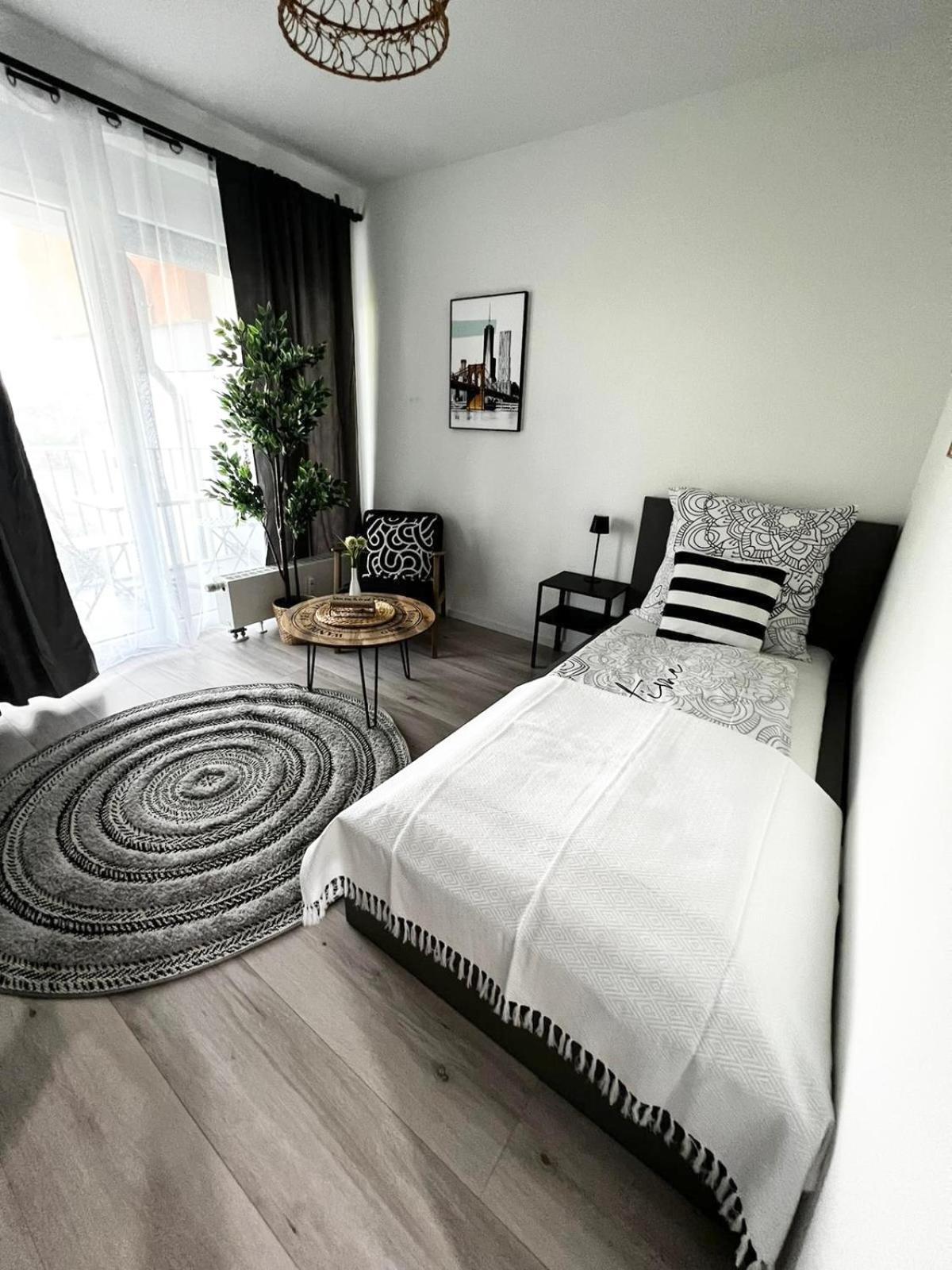 Ela Apartments Мангейм Экстерьер фото